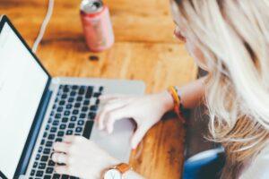 Read more about the article Does insurance cover online therapy?